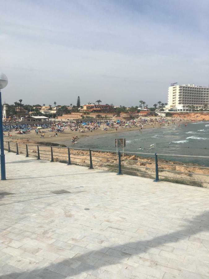 Boulevard La Zenia Villa Playa Flamenca Bagian luar foto